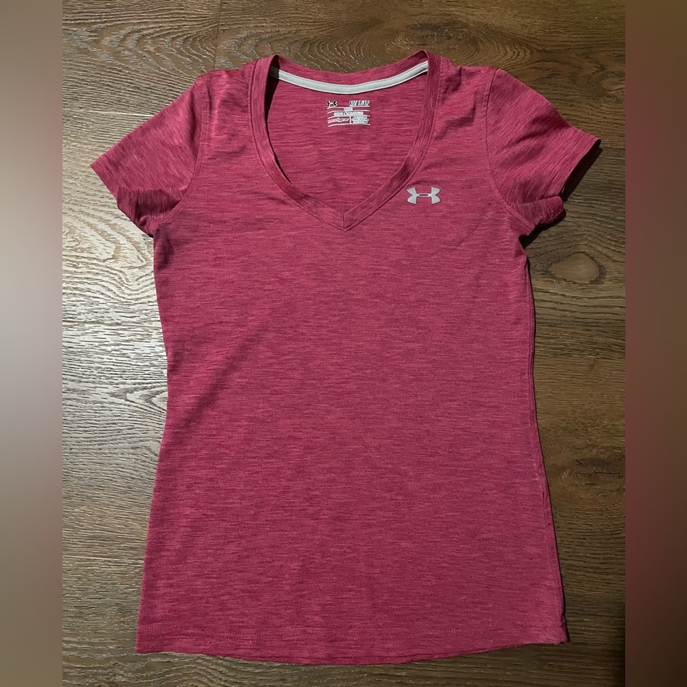 Under Armour Women's Heathered Pink V-Neck Tee